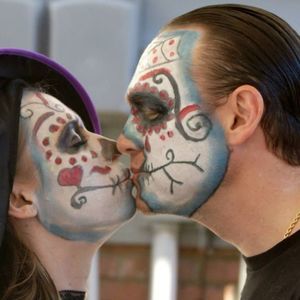 Meet your Posher, Wayne